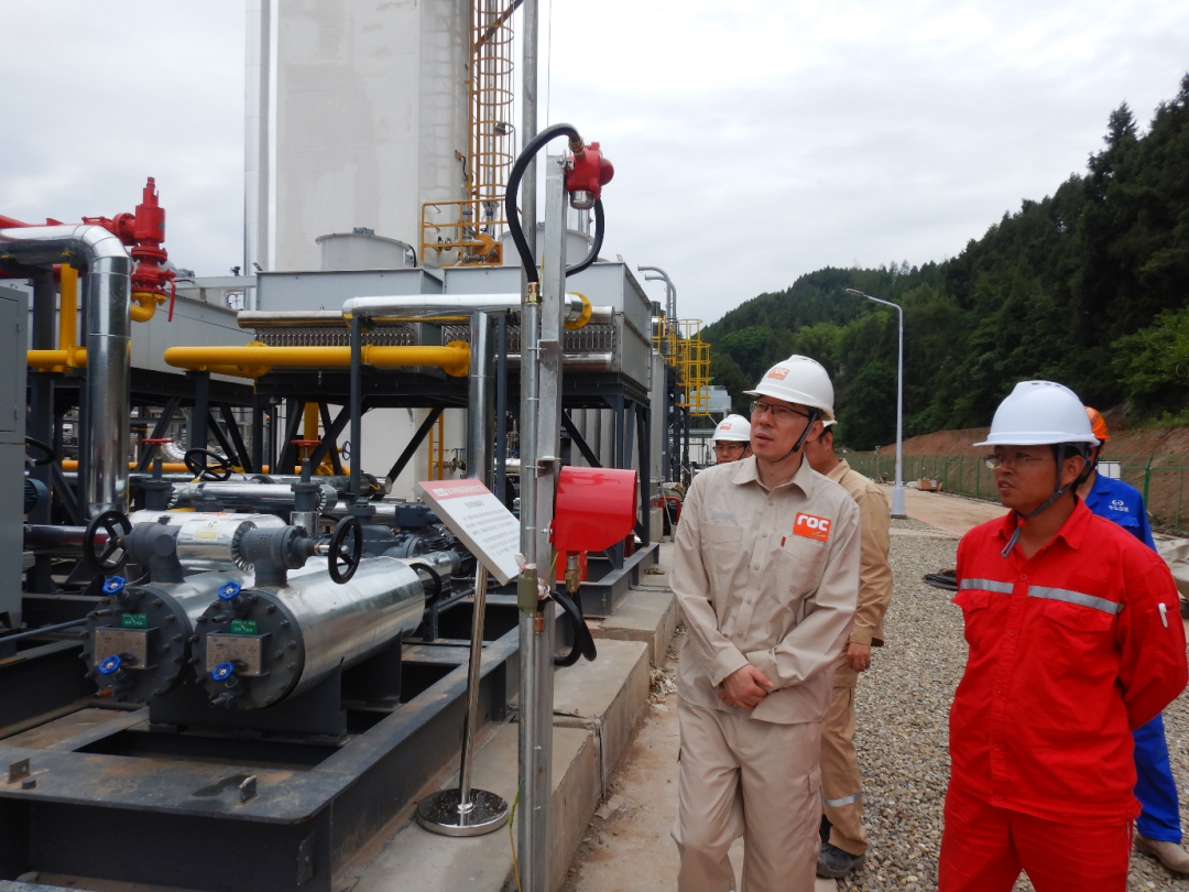 滕磊赴洛克石油（成都）有限公司生产运营调研