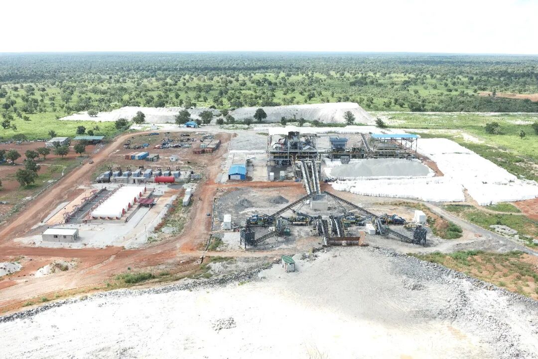 问鼎娱乐马里外派员工坚守岗位度中秋